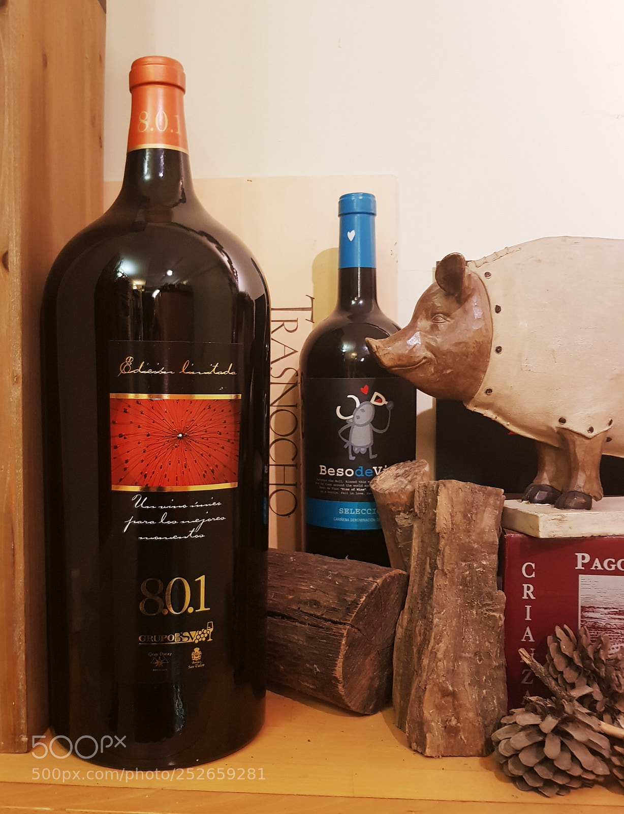 Samsung Galaxy S8 sample photo. Red wine photography