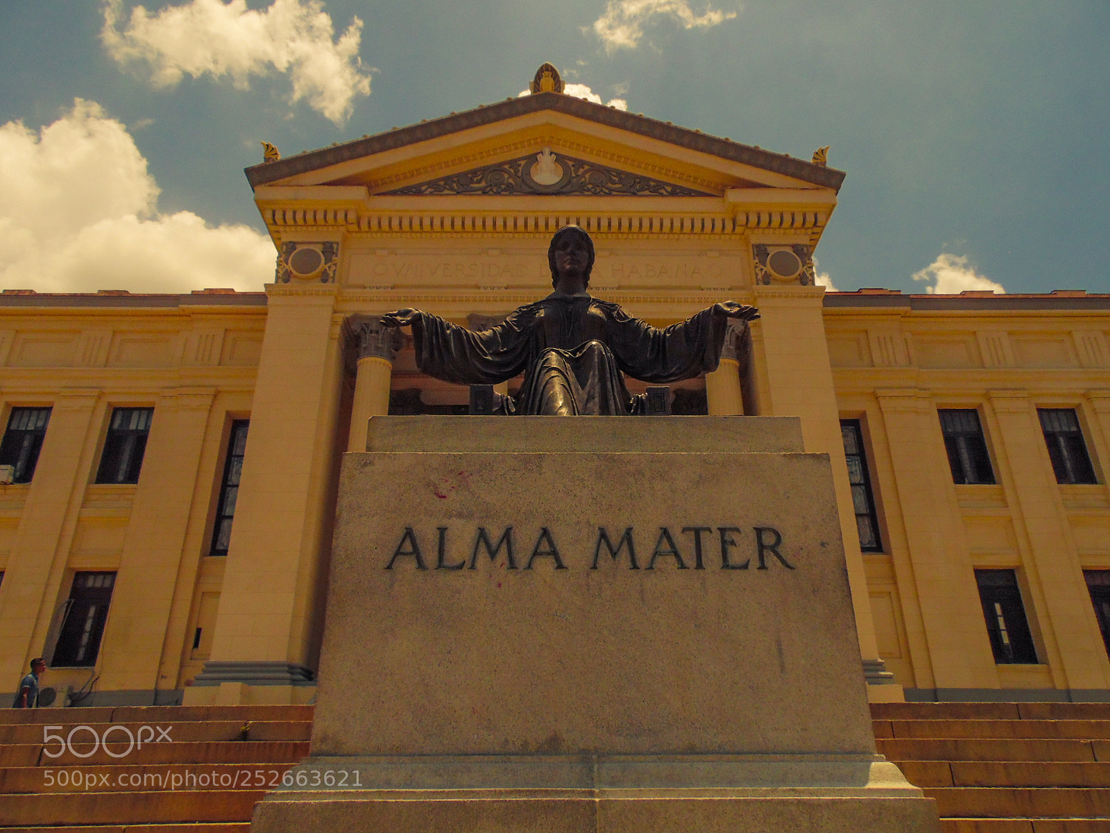 Samsung WB1100F/WB1101F/WB1102F sample photo. Alma mater photography