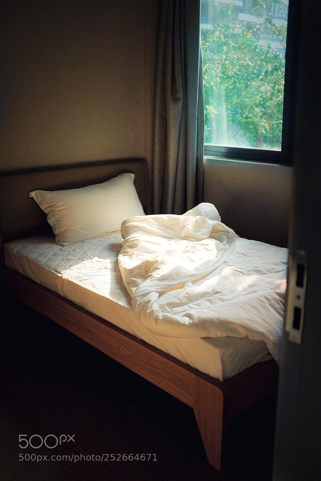 Fujifilm X100T sample photo. Untitled photography
