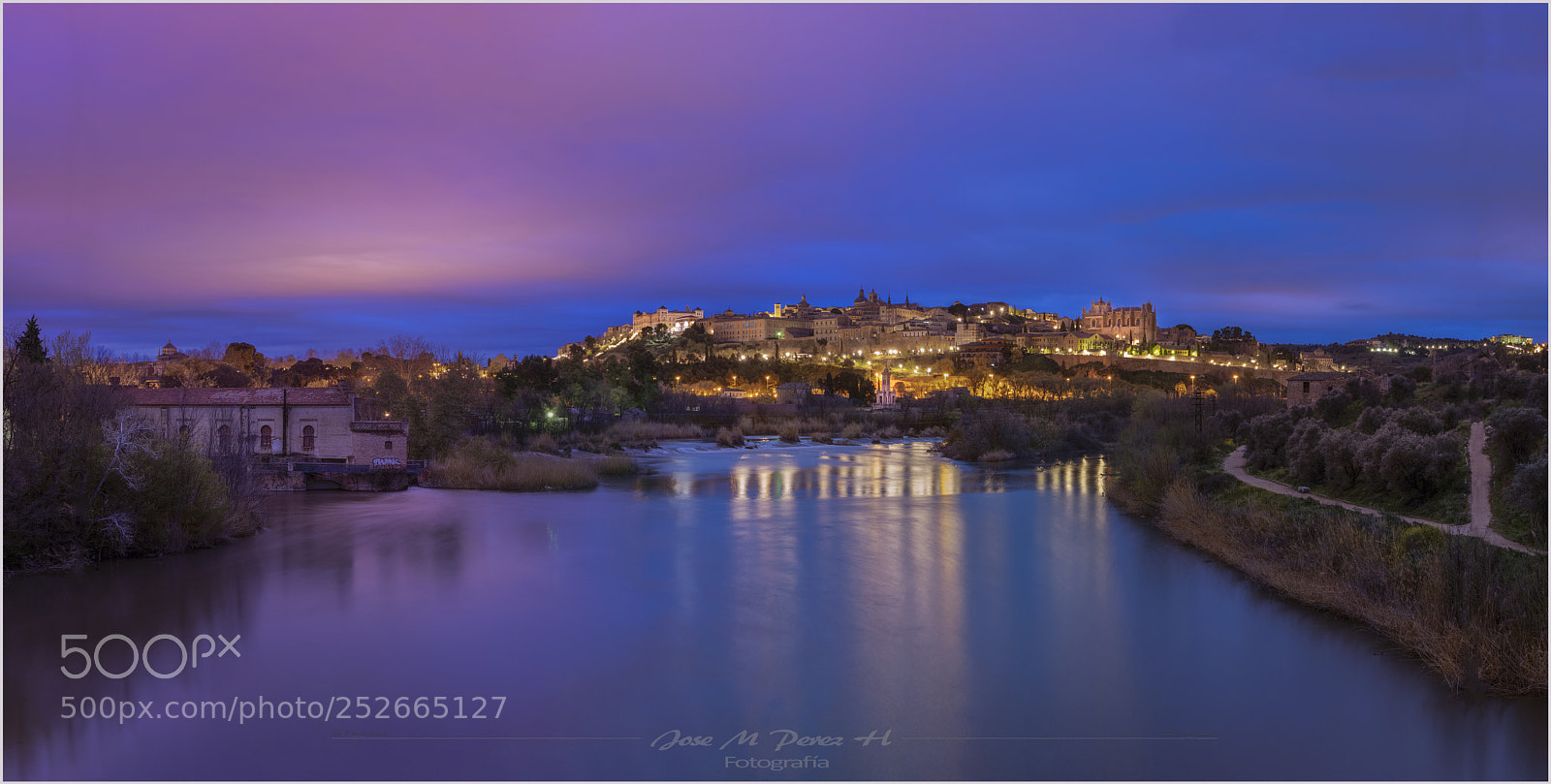 Nikon D3300 sample photo. Toledo in blue photography