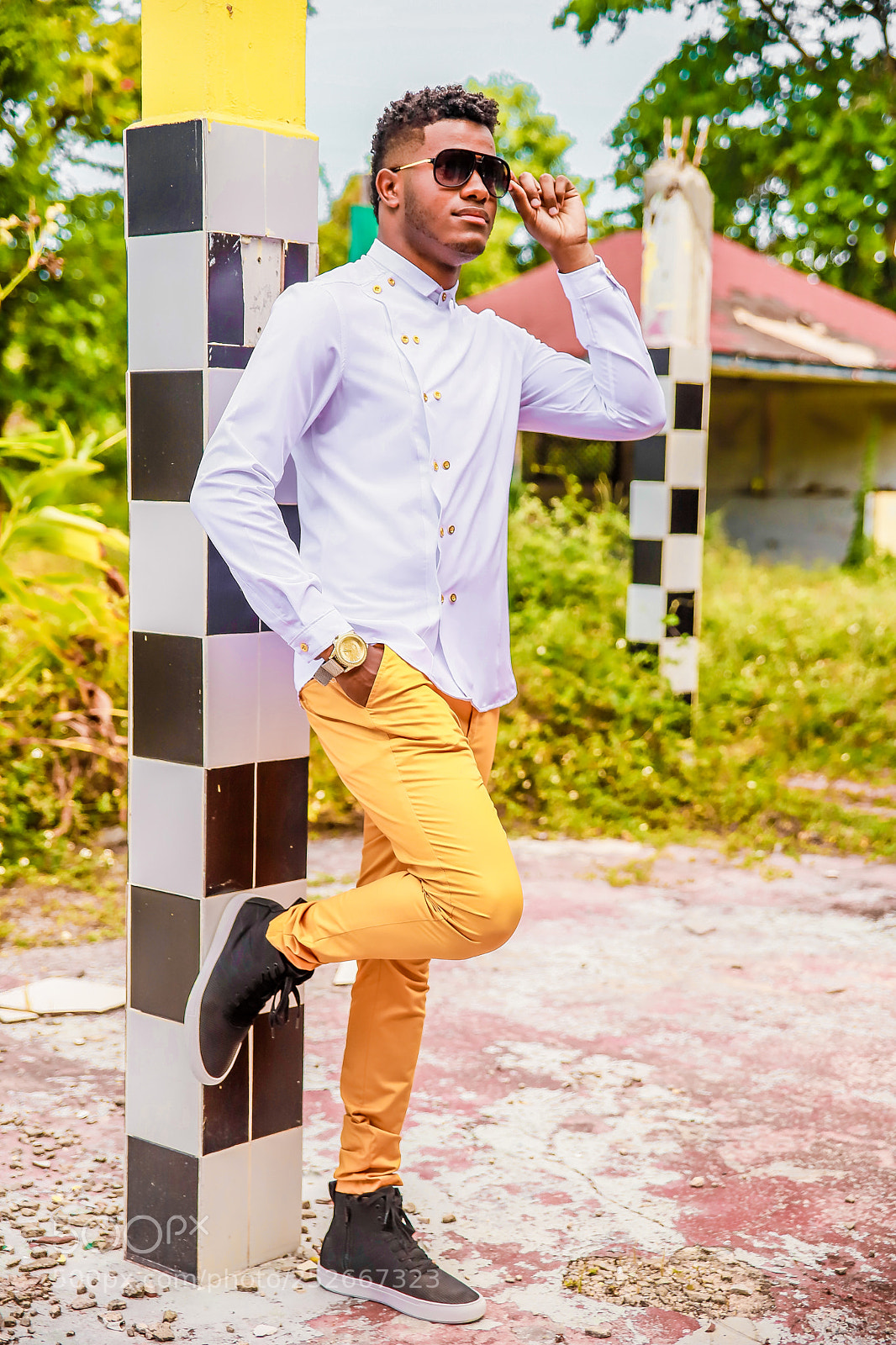 Canon EOS 6D Mark II sample photo. Fashion photography photography