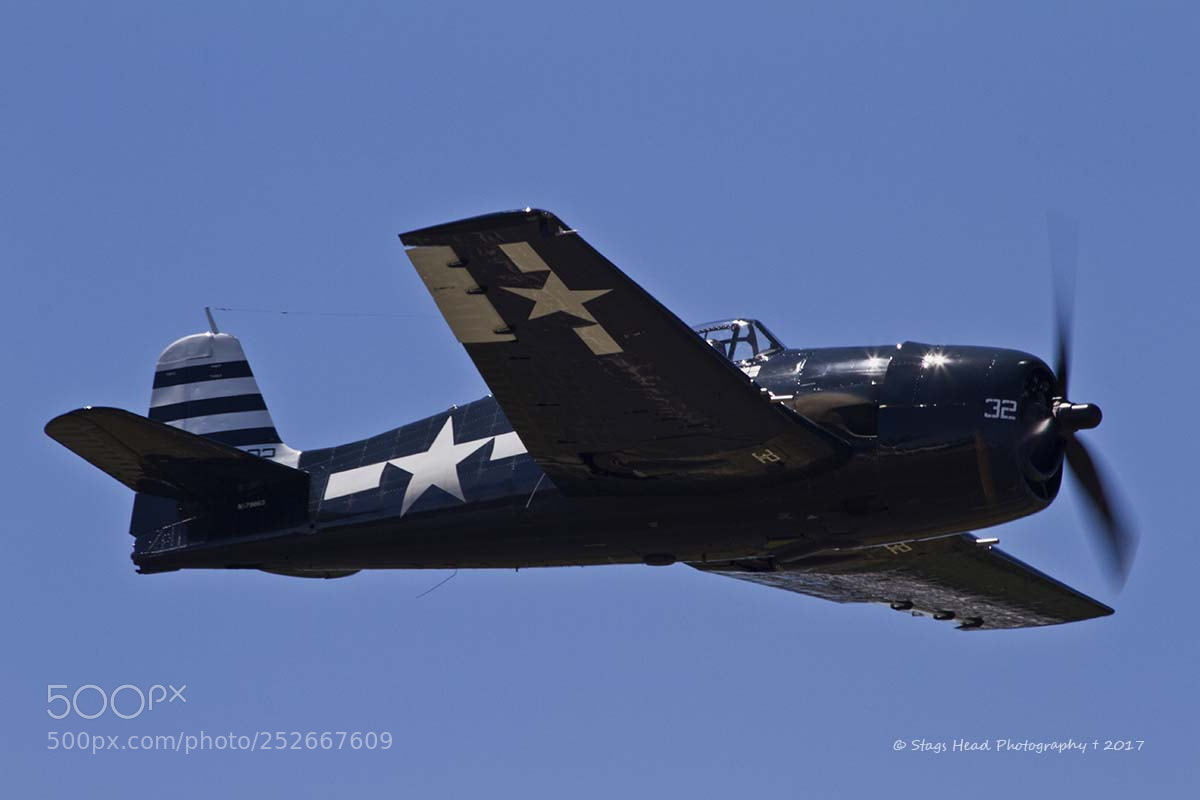 Canon EOS 7D sample photo. Grumman f6f-5 hellcat photography