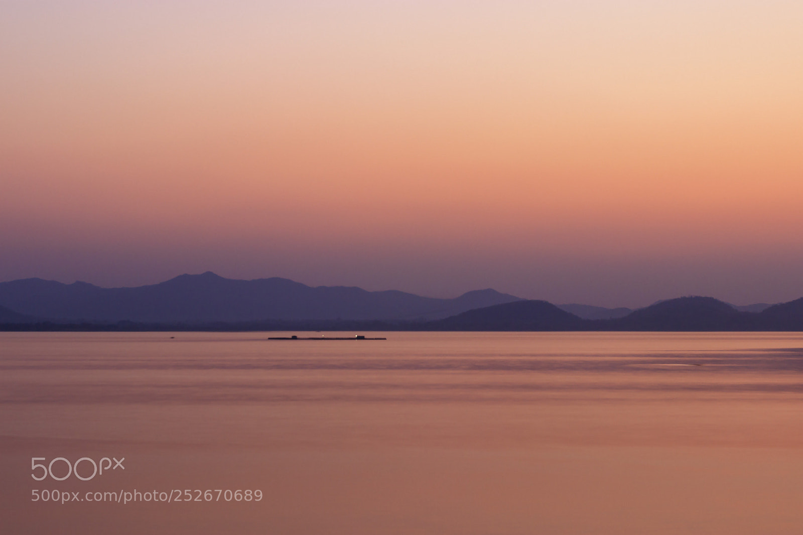 Canon EOS 600D (Rebel EOS T3i / EOS Kiss X5) sample photo. Sunset photography