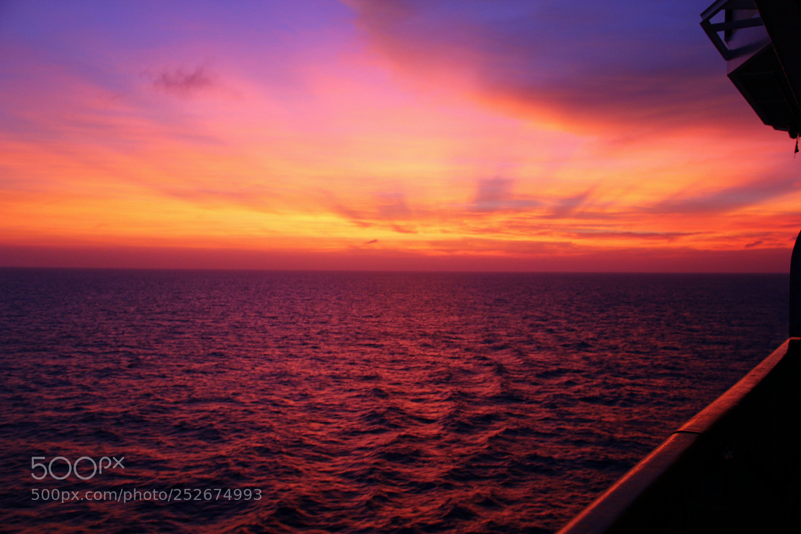 Canon EOS 60D sample photo. Sunrise over the pacific photography