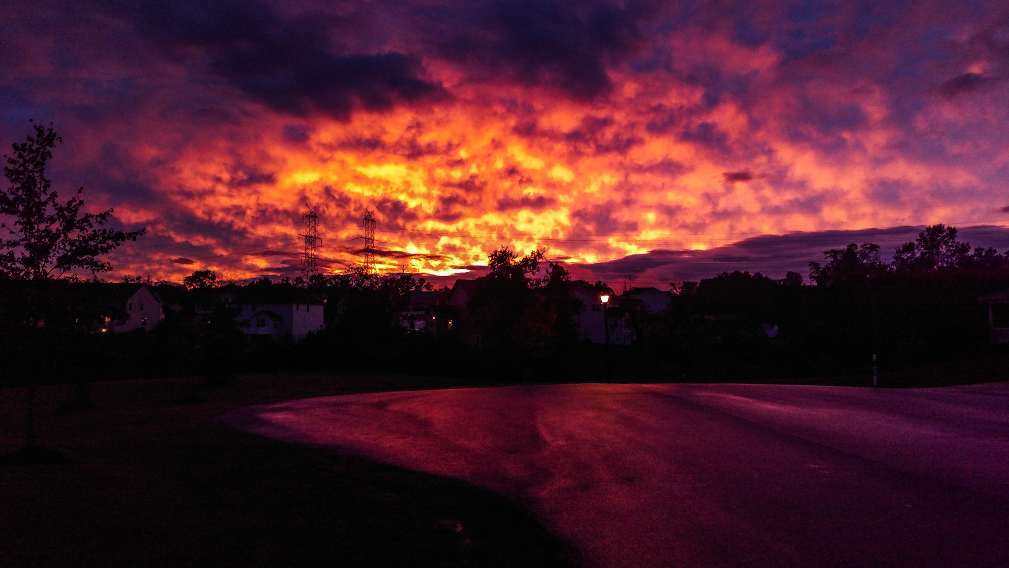 HTC ONE M9 sample photo. The burn of dusk photography