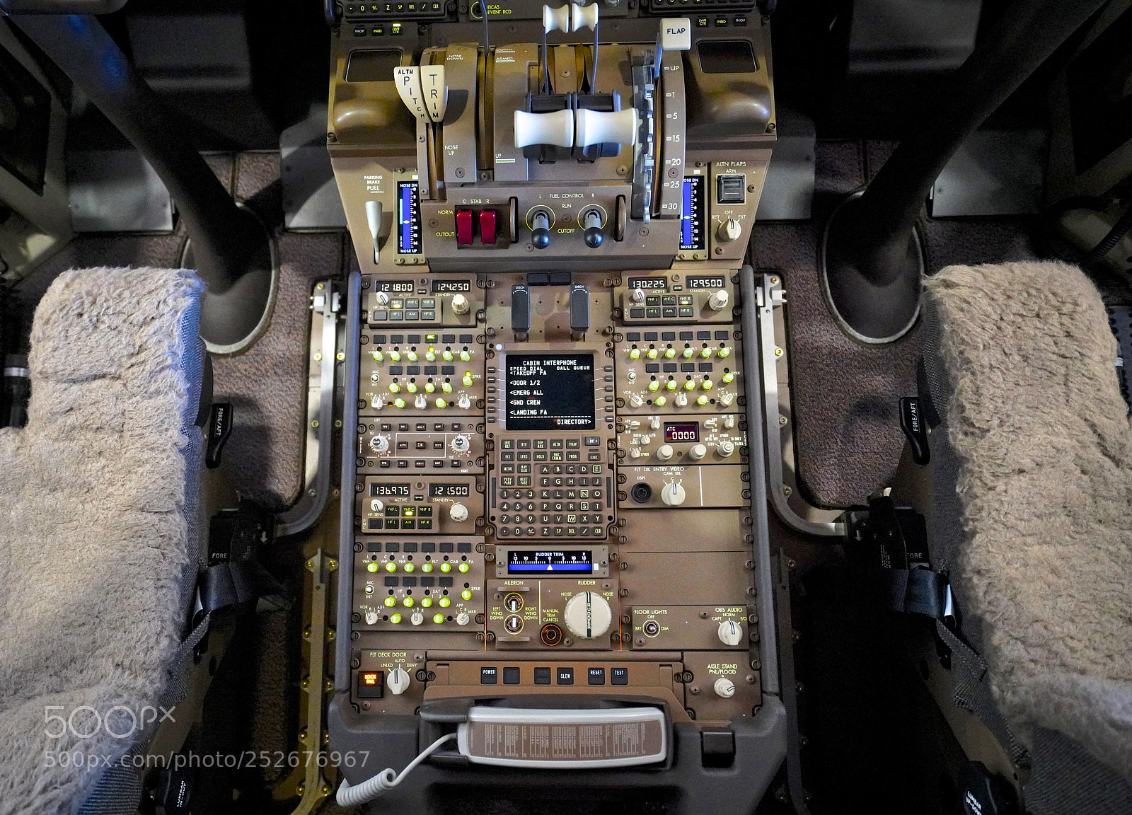 Sony a7R III sample photo. United airlines 2017 boeing photography