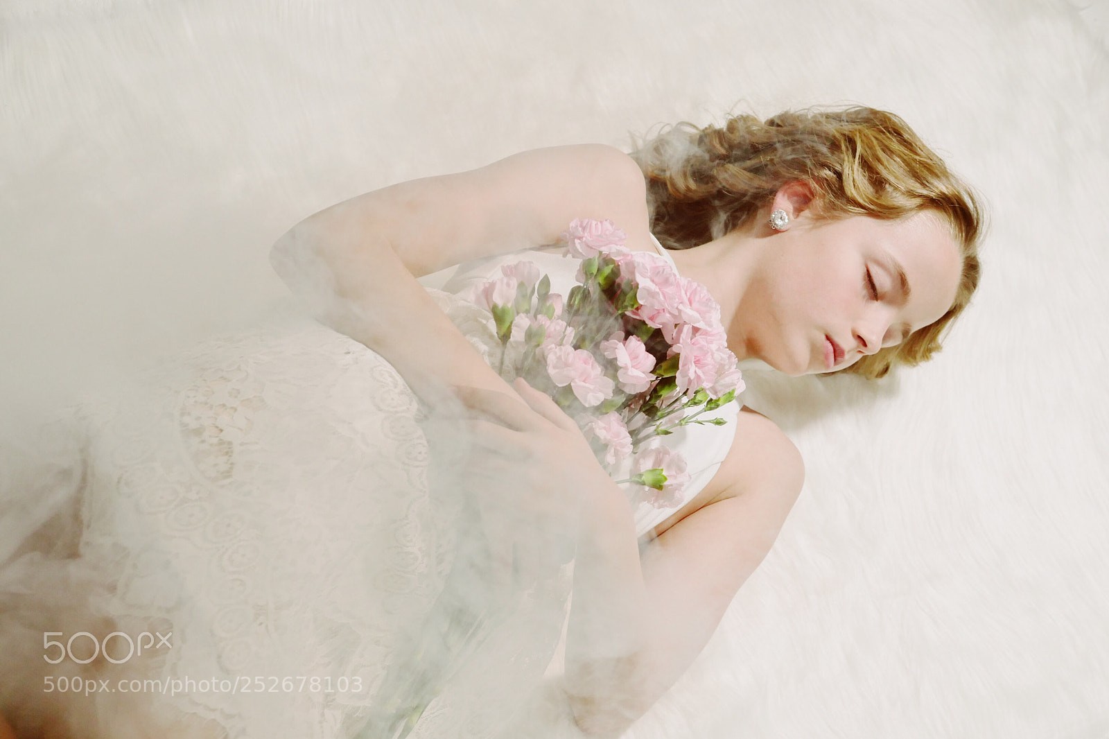 Panasonic Lumix DMC-GH4 sample photo. A sleeping girl. photography