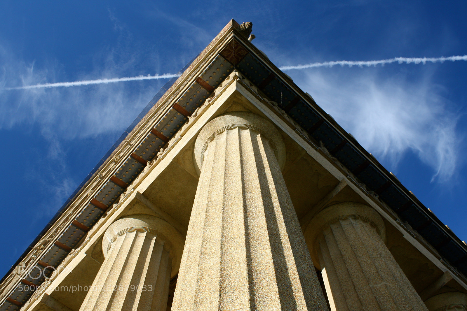 Canon EOS 1000D (EOS Digital Rebel XS / EOS Kiss F) sample photo. Look up sometimes photography