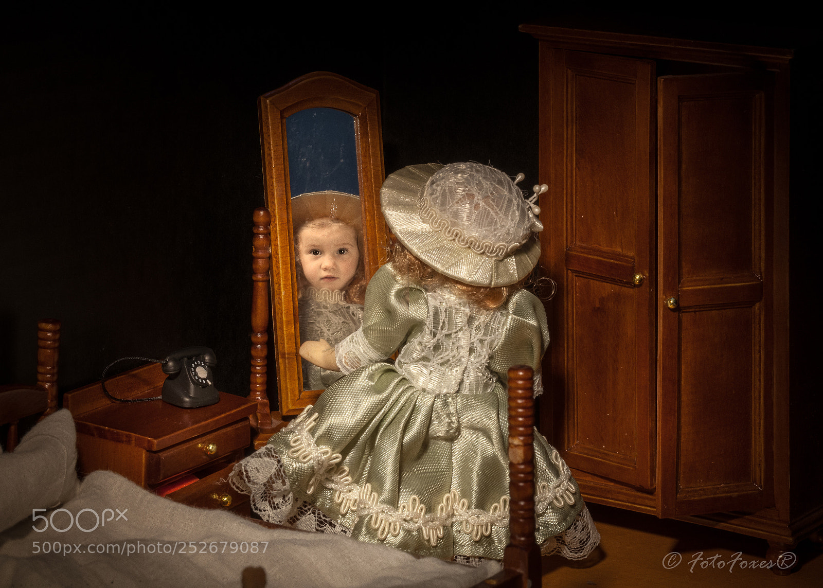 Canon EOS 5D Mark II sample photo. Doll house photography