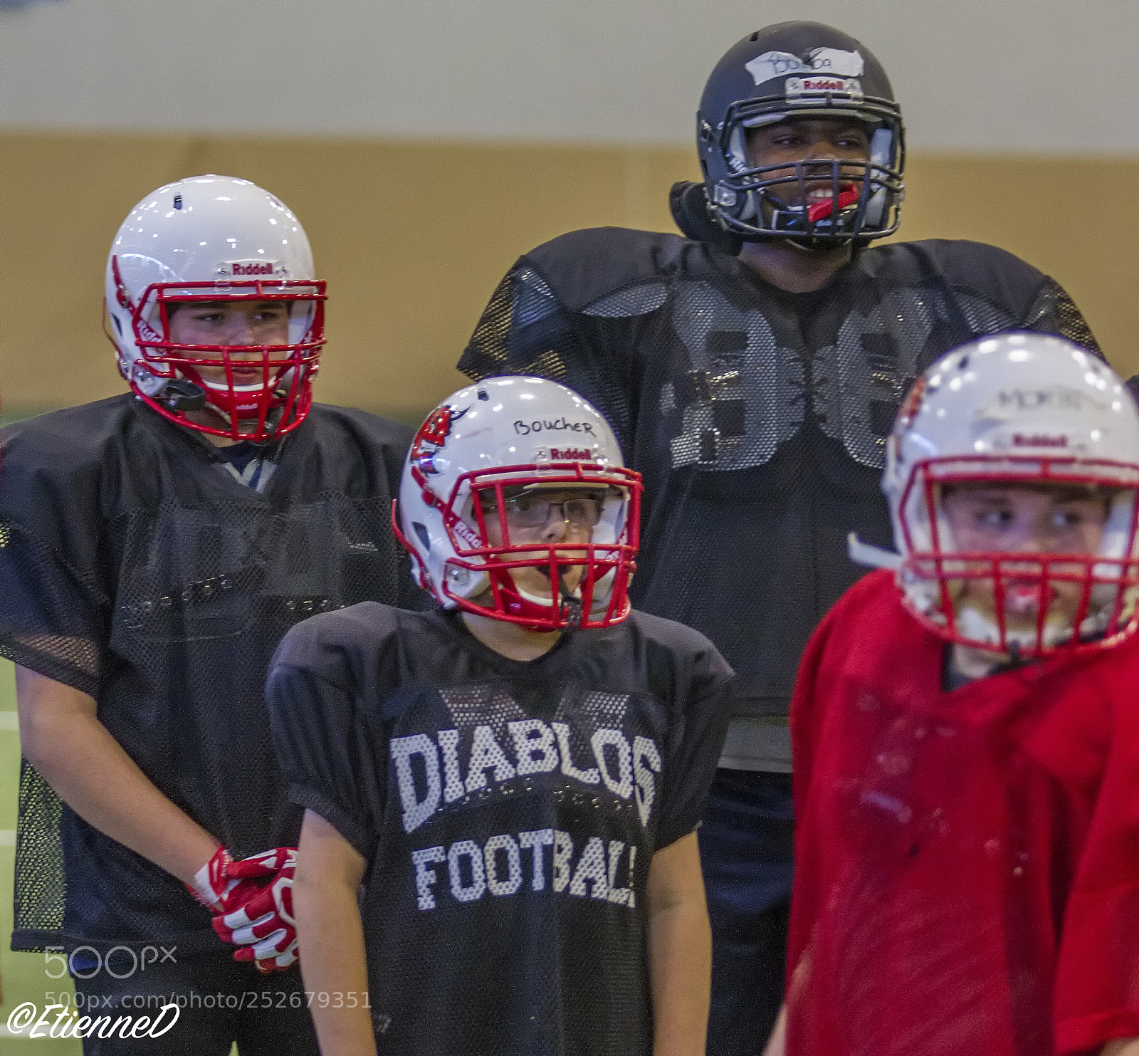 Canon EOS 7D sample photo. Spirit of a football photography