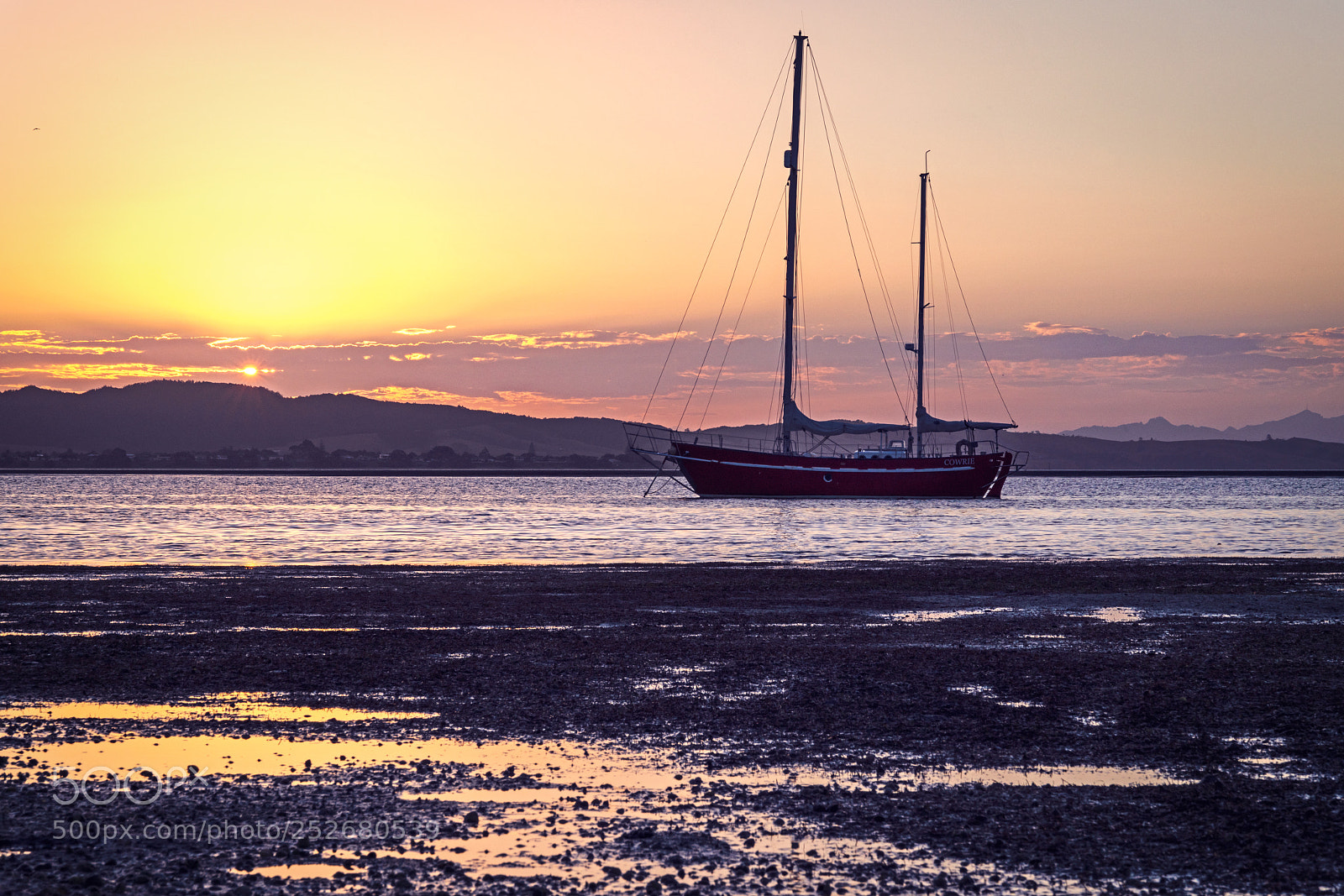Sony a7R III sample photo. My way photography