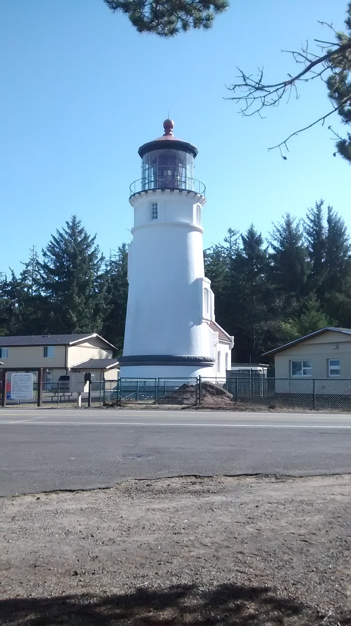 Motorola Moto E (1st Gen) sample photo. Oregon lighthouse photography