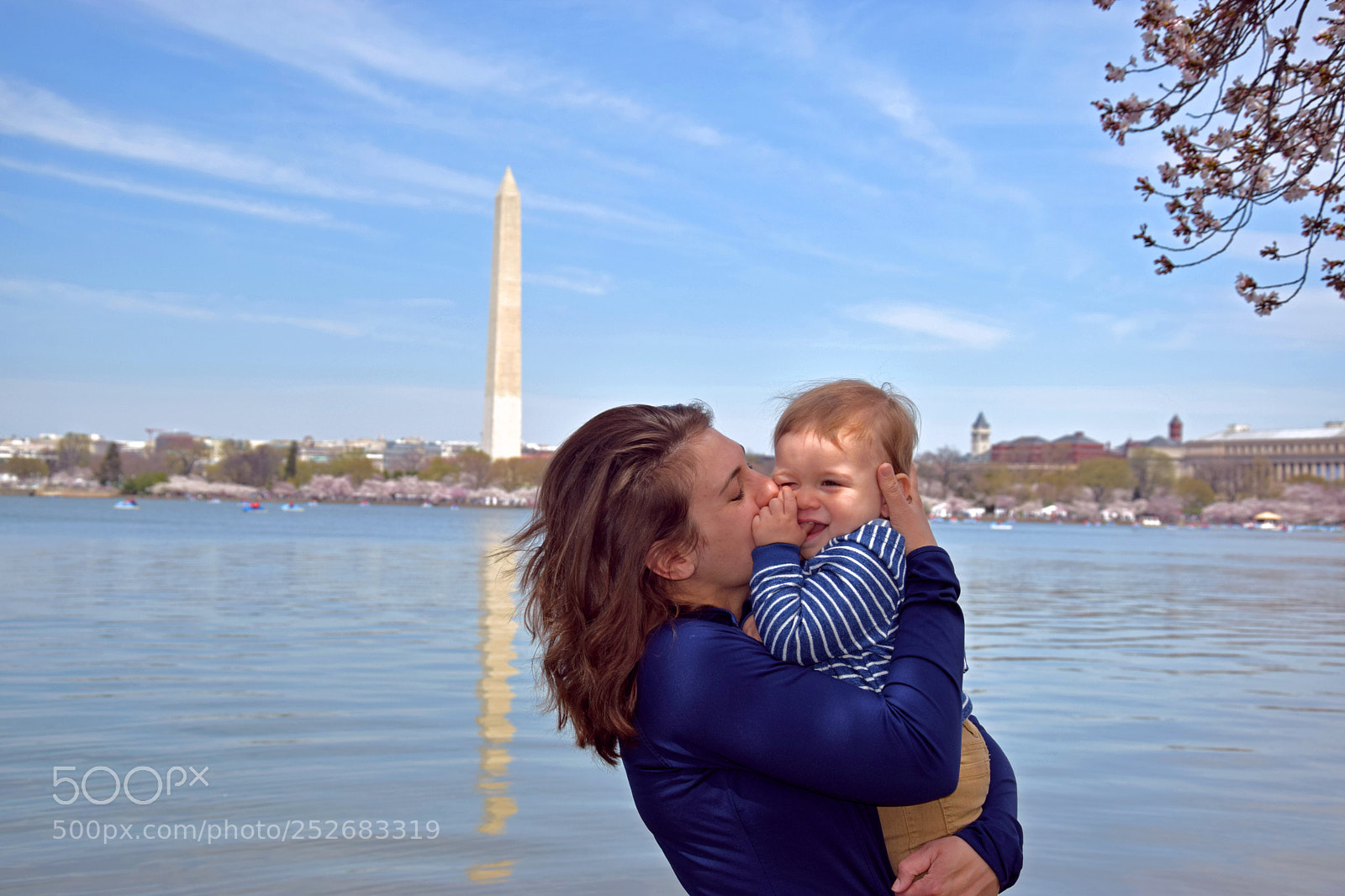 Nikon D5300 sample photo. Monuments and mothers photography