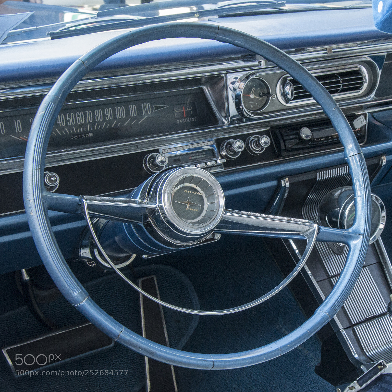 Nikon D90 sample photo. Steering wheel photography