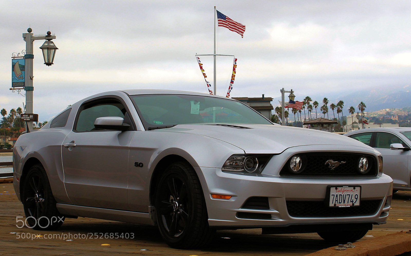 Canon EOS 1200D (EOS Rebel T5 / EOS Kiss X70 / EOS Hi) sample photo. Mustangon the pier photography