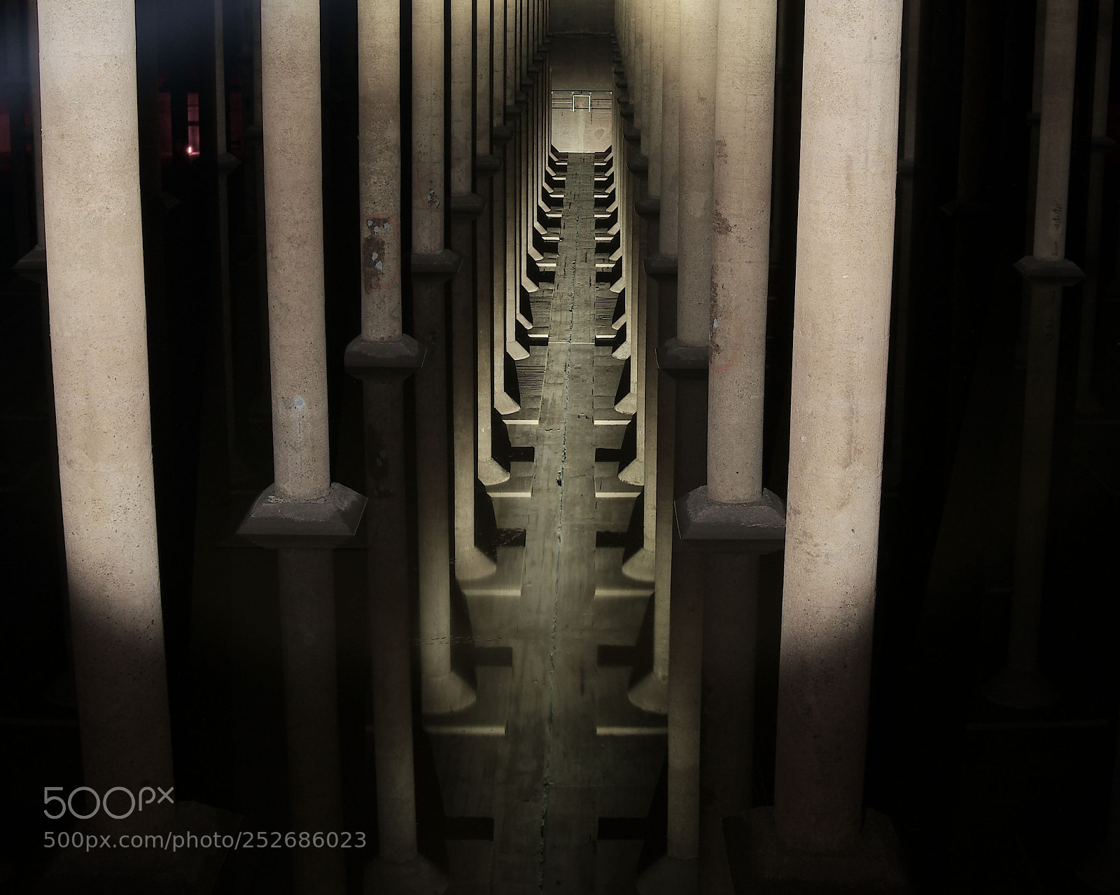 Sony a6300 sample photo. Cistern photography