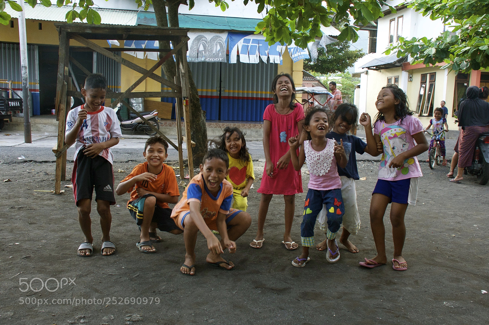 Nikon D3 sample photo. Happiness can't be bought photography