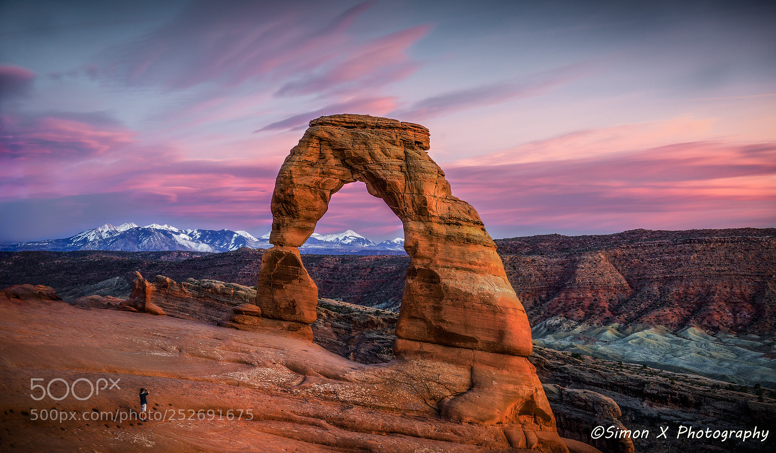 Canon EOS 5D Mark IV sample photo. Delicate arch photography