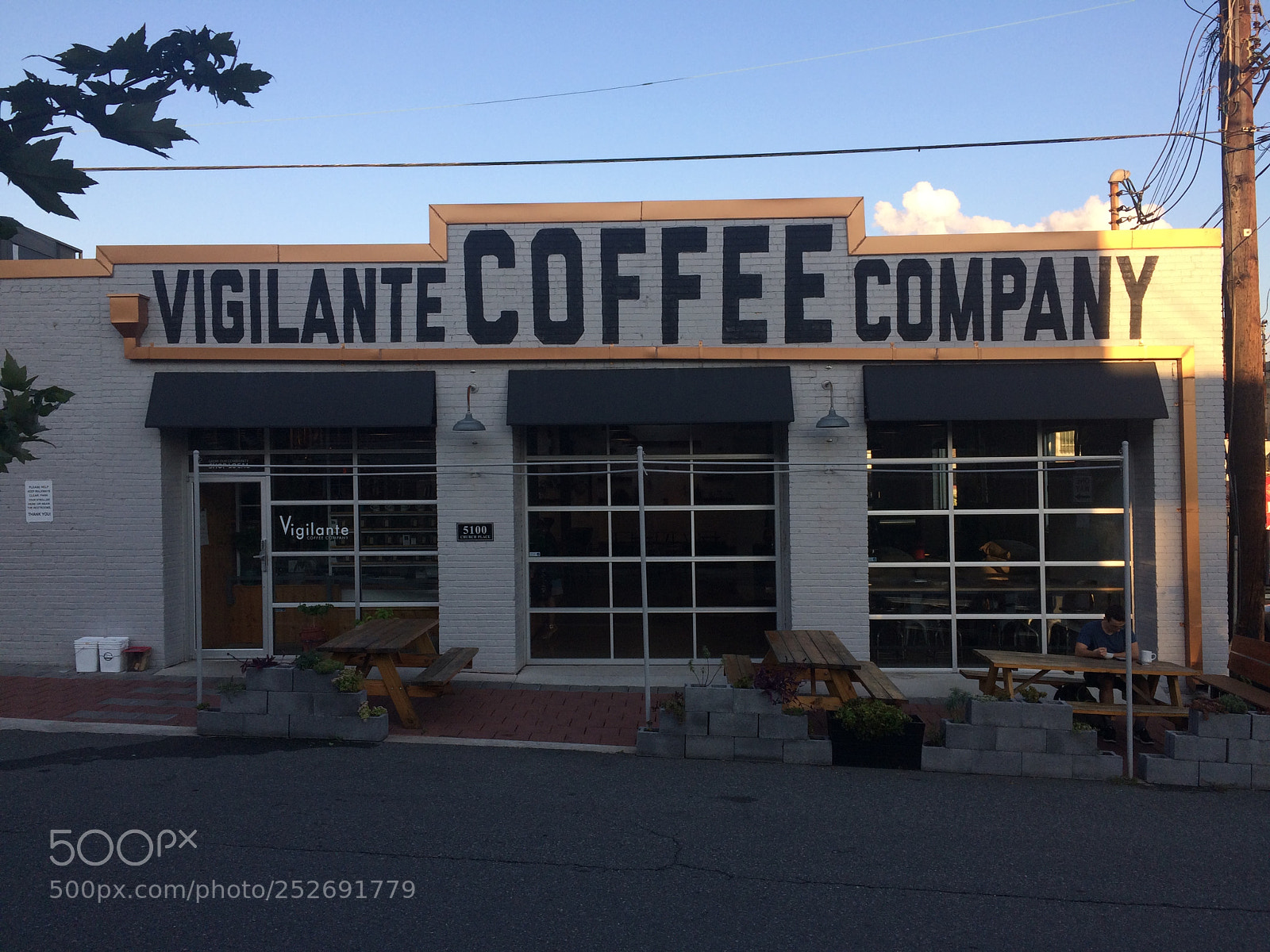 Apple iPhone 5s sample photo. Vigilante coffee company hyattsville photography