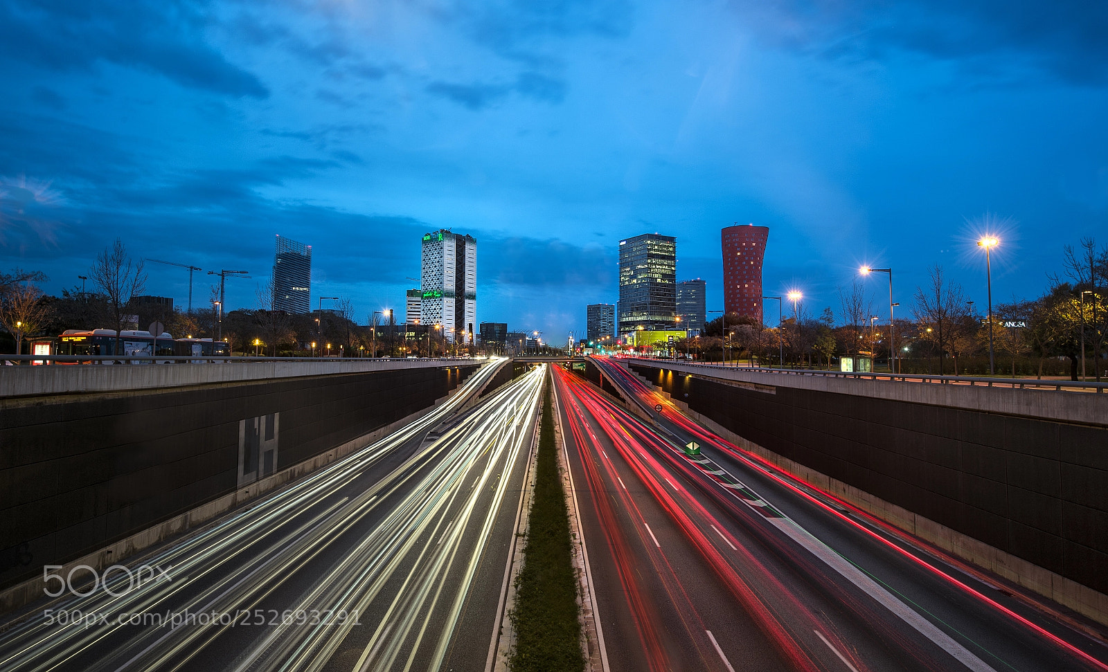 Nikon D4 sample photo. Barcelona blue hour photography