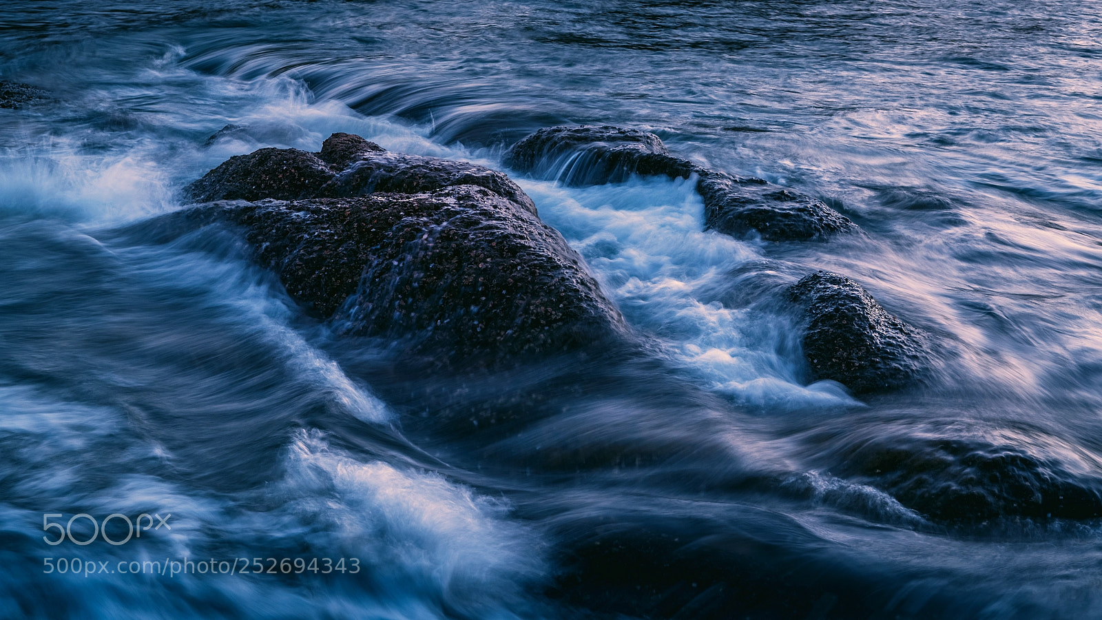 Canon EOS-1D X Mark II sample photo. Waves photography