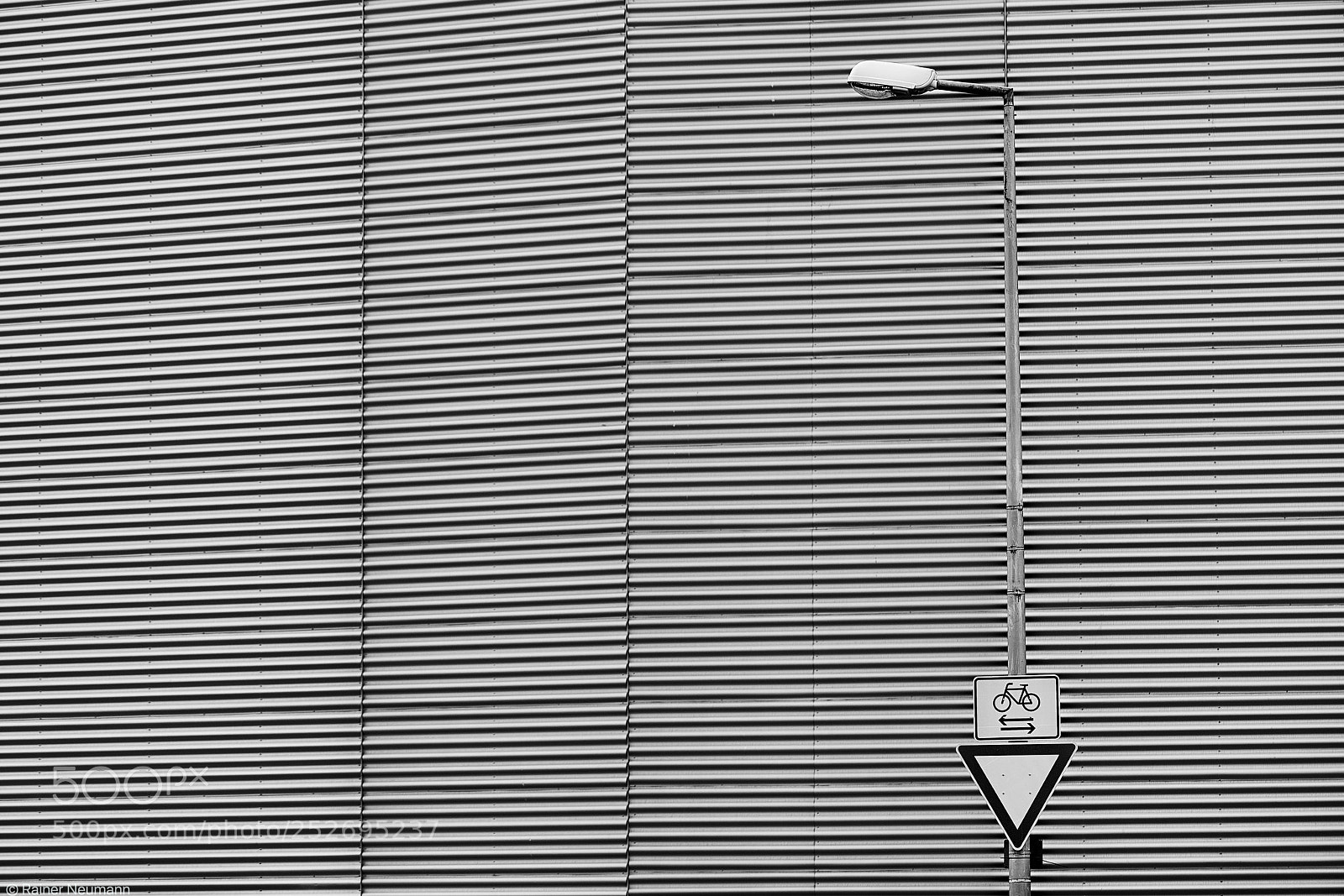 Sony a7R II sample photo. Jungbusch 26 b&w photography