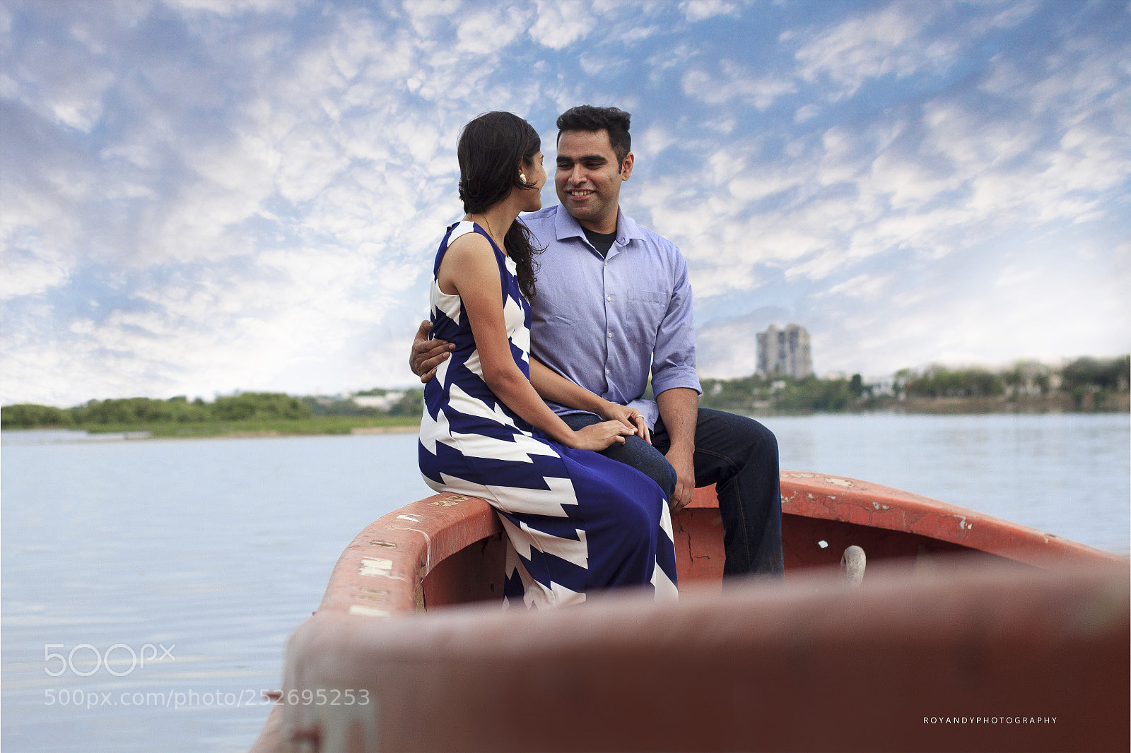 Canon EOS 600D (Rebel EOS T3i / EOS Kiss X5) sample photo. My favorite love story photography