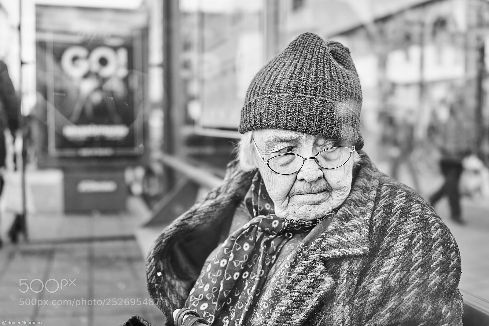 Sony Cyber-shot DSC-RX1R II sample photo. Frau 500 b&w photography