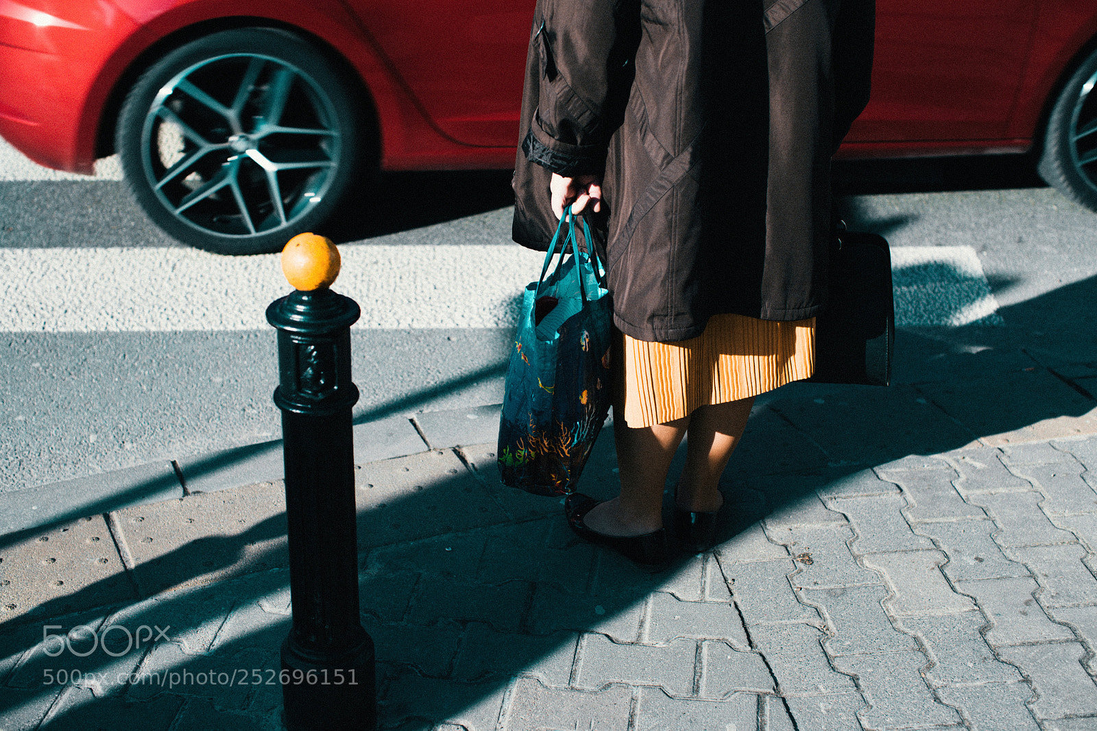 Canon EOS 6D Mark II sample photo. Splash of red and photography