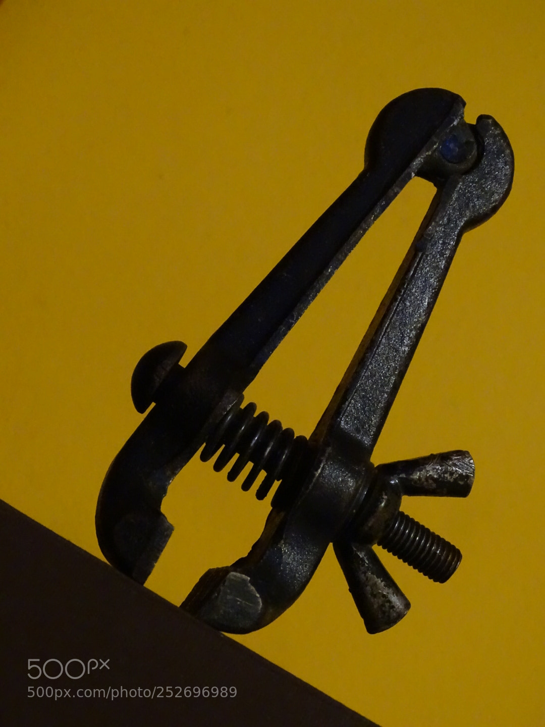Sony Cyber-shot DSC-HX400V sample photo. Clamp photography