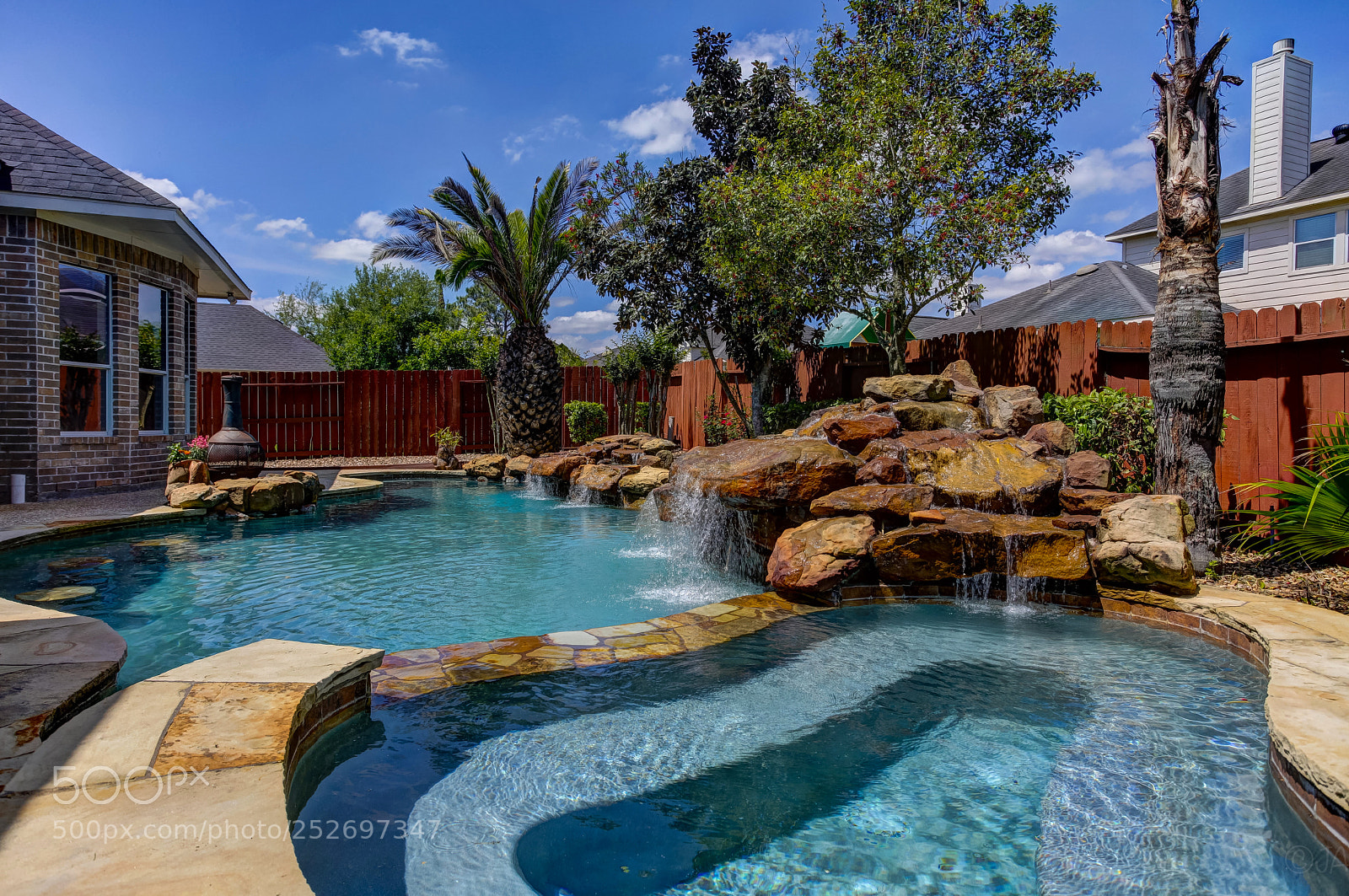 Canon EOS 5D Mark II sample photo. Pool & backyard photography