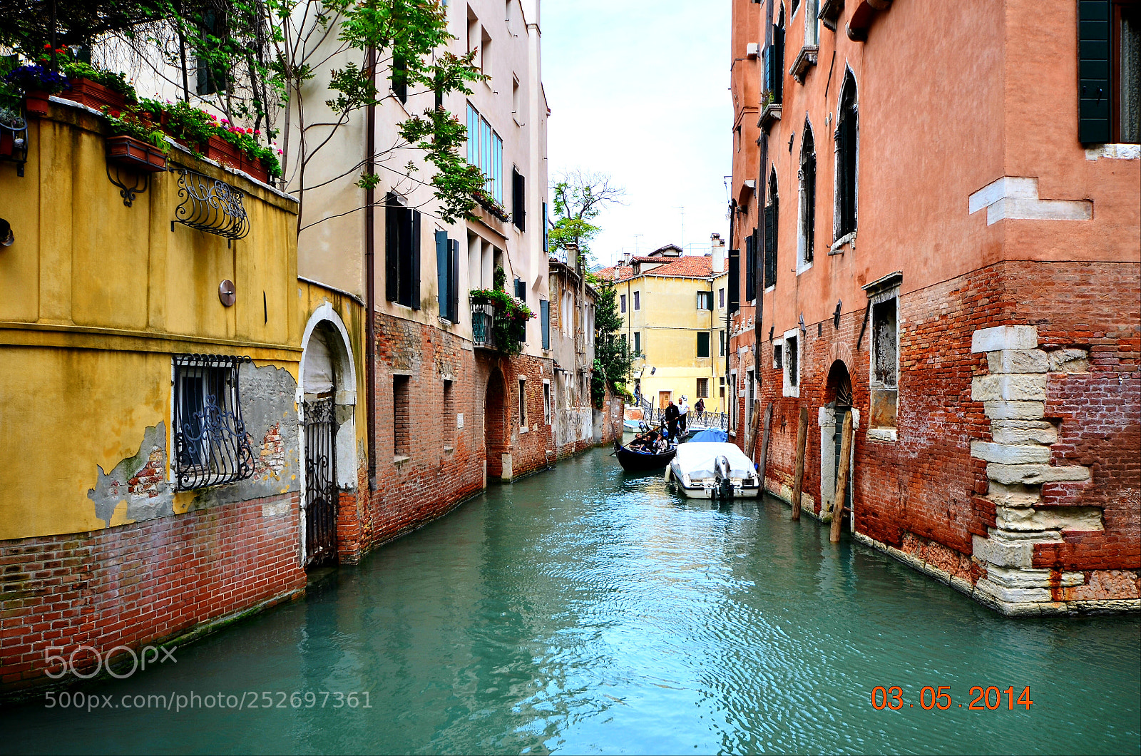 Nikon D5100 sample photo. Venice canals photography
