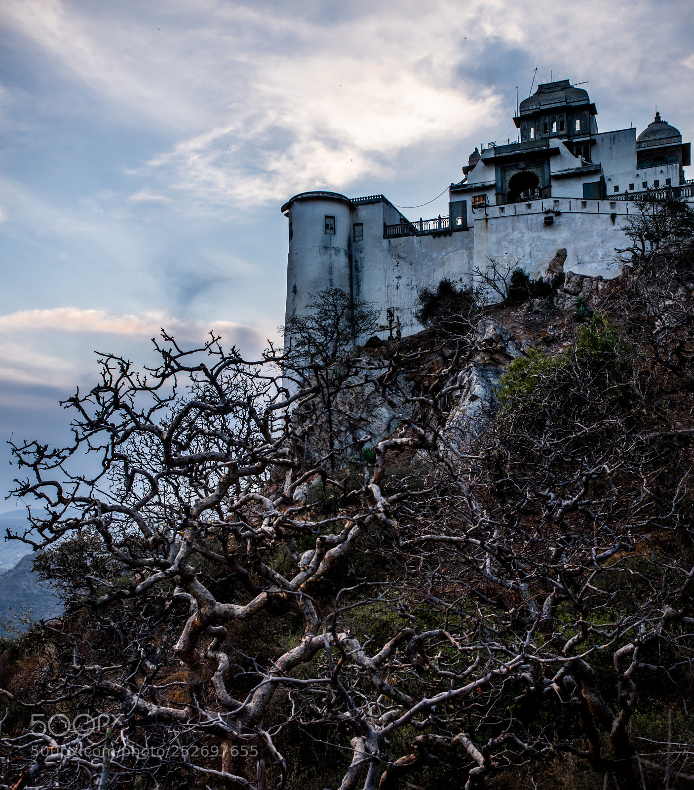 Pentax K-1 sample photo. Monsoon palace photography