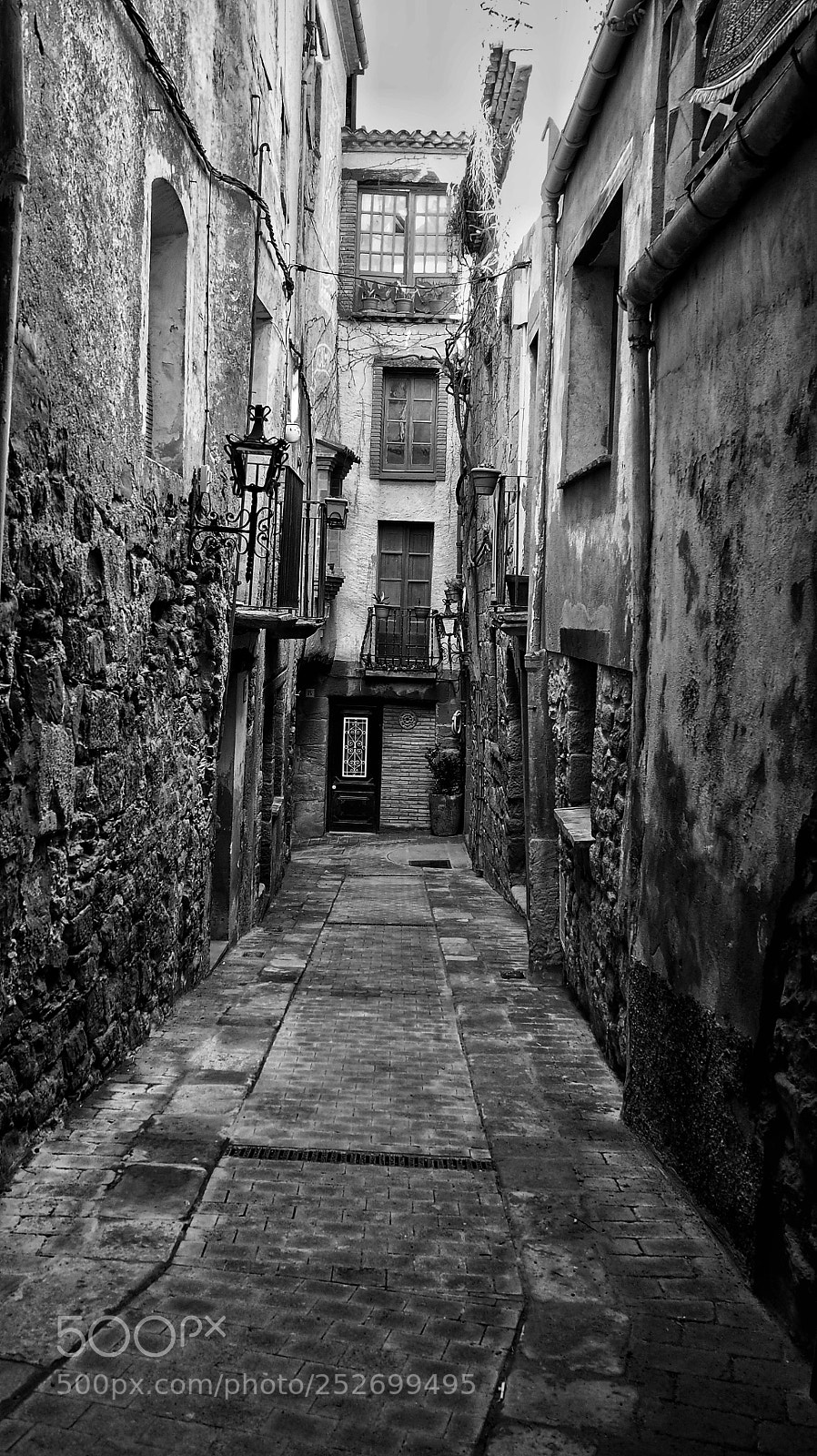 Olympus PEN E-PL7 sample photo. Torà. catalunya photography