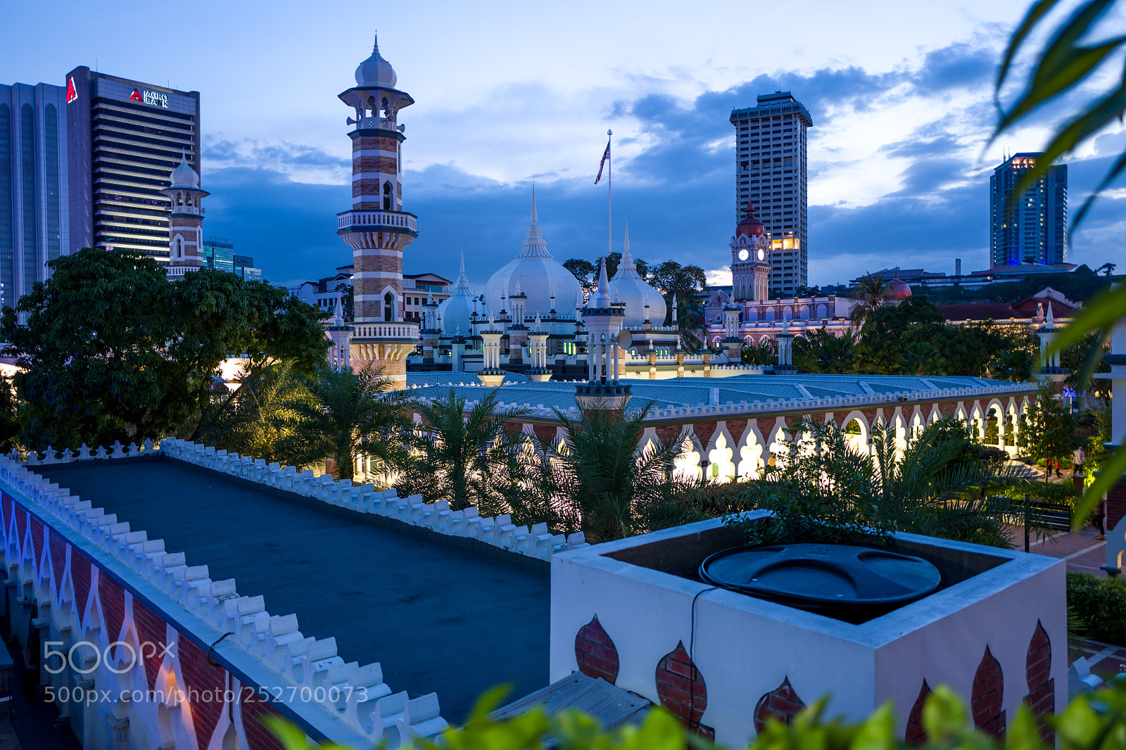 Leica Q (Typ 116) sample photo. Masjid jamek mosque in photography
