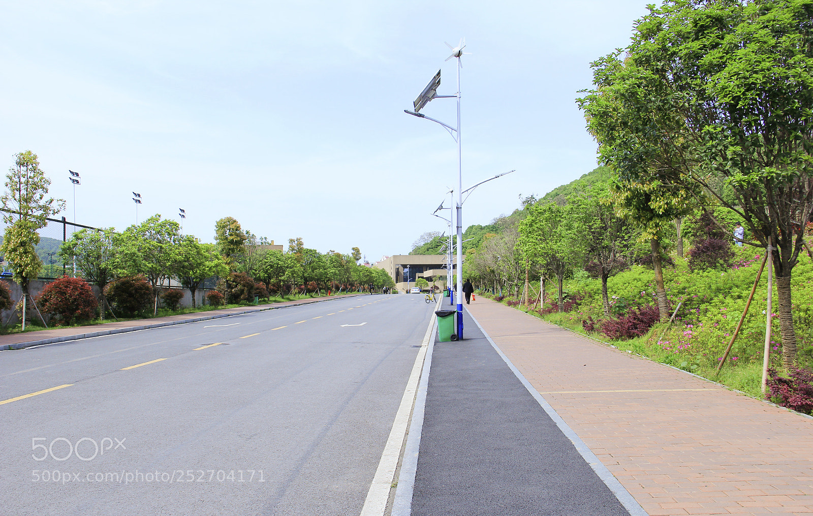 Canon EOS 60D sample photo. 路的尽头 photography