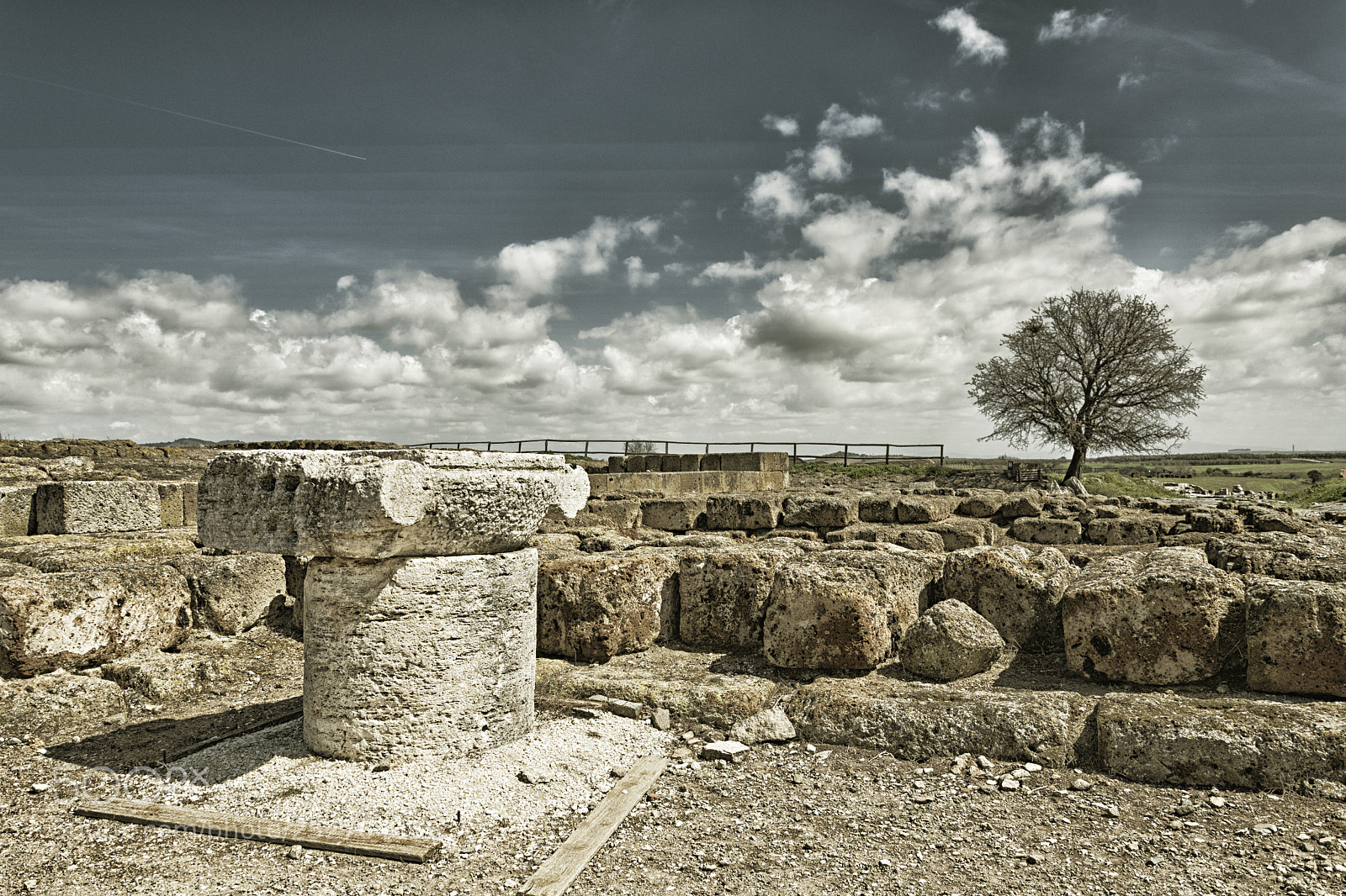Nikon D5200 sample photo. Ancient photography