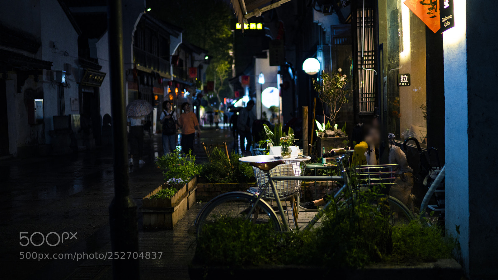 Sony a7R III sample photo. Street photography