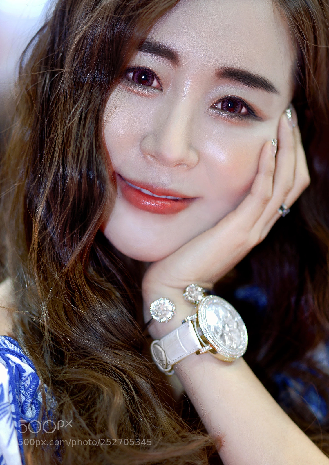 Sony Alpha DSLR-A900 sample photo. The face,, photography