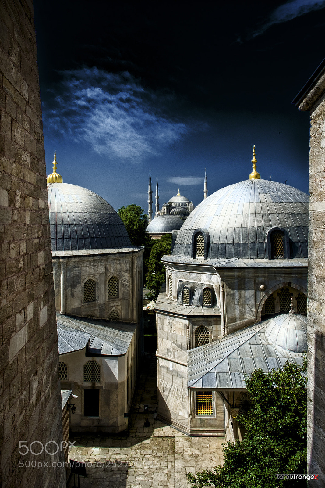 Fujifilm X-E1 sample photo. Blue mosque (cv) photography