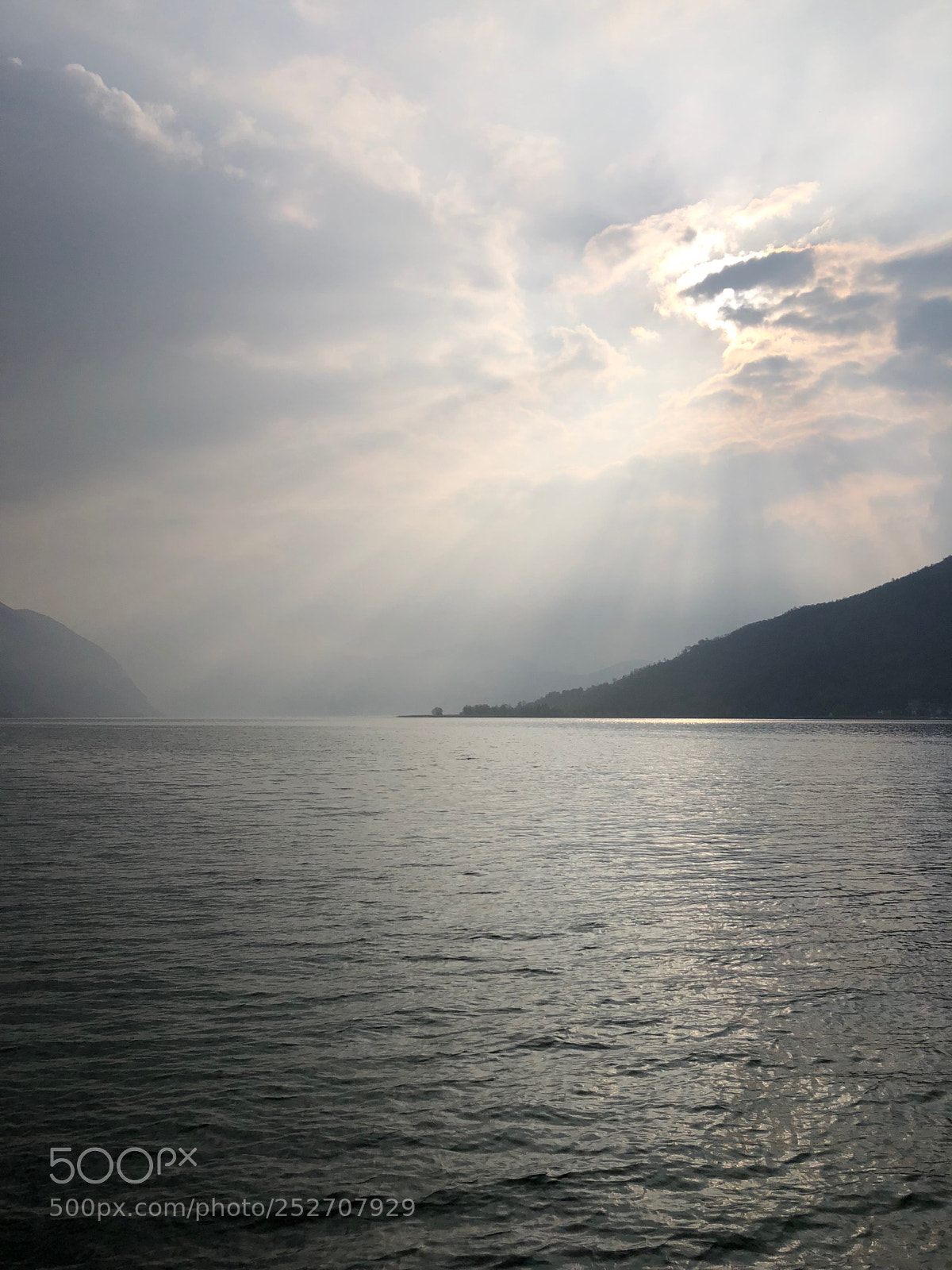 Apple iPhone 8 sample photo. Morning springtime on lake photography