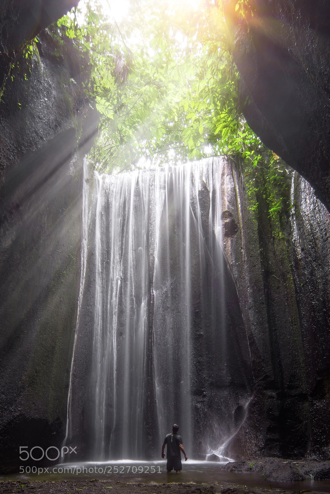 Nikon D7100 sample photo. The hidden waterfall in photography