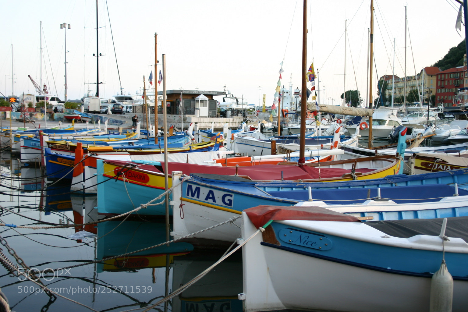 Canon EOS 300D (EOS Digital Rebel / EOS Kiss Digital) sample photo. Colourful boats photography