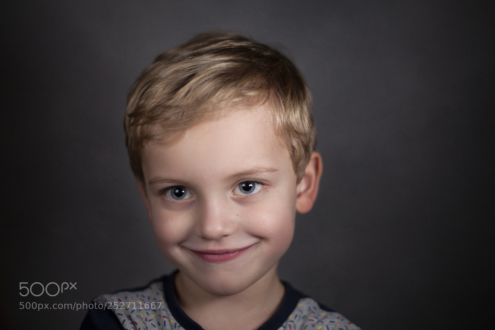 Canon EOS 5D Mark II sample photo. Jaro photography