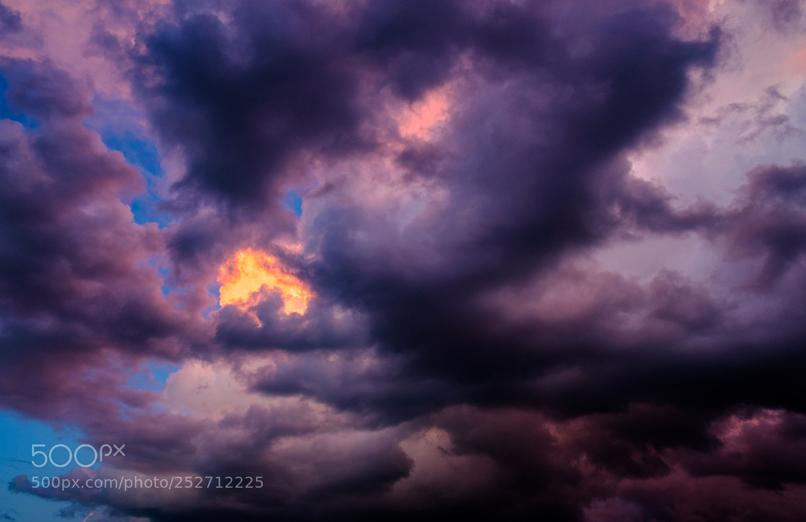 Fujifilm X-T20 sample photo. Fire in the sky photography