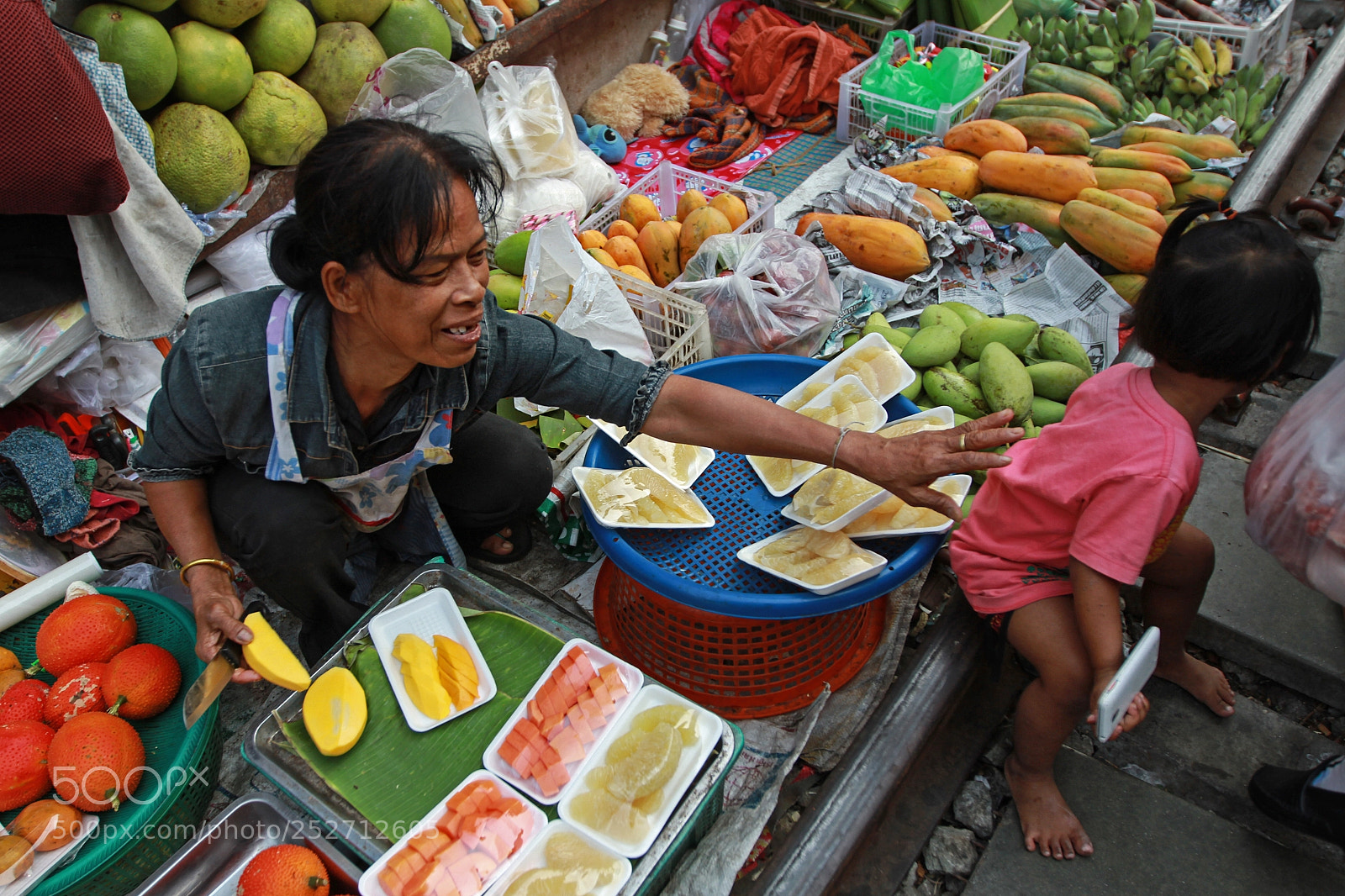 Canon EOS 7D sample photo. Be careful photography