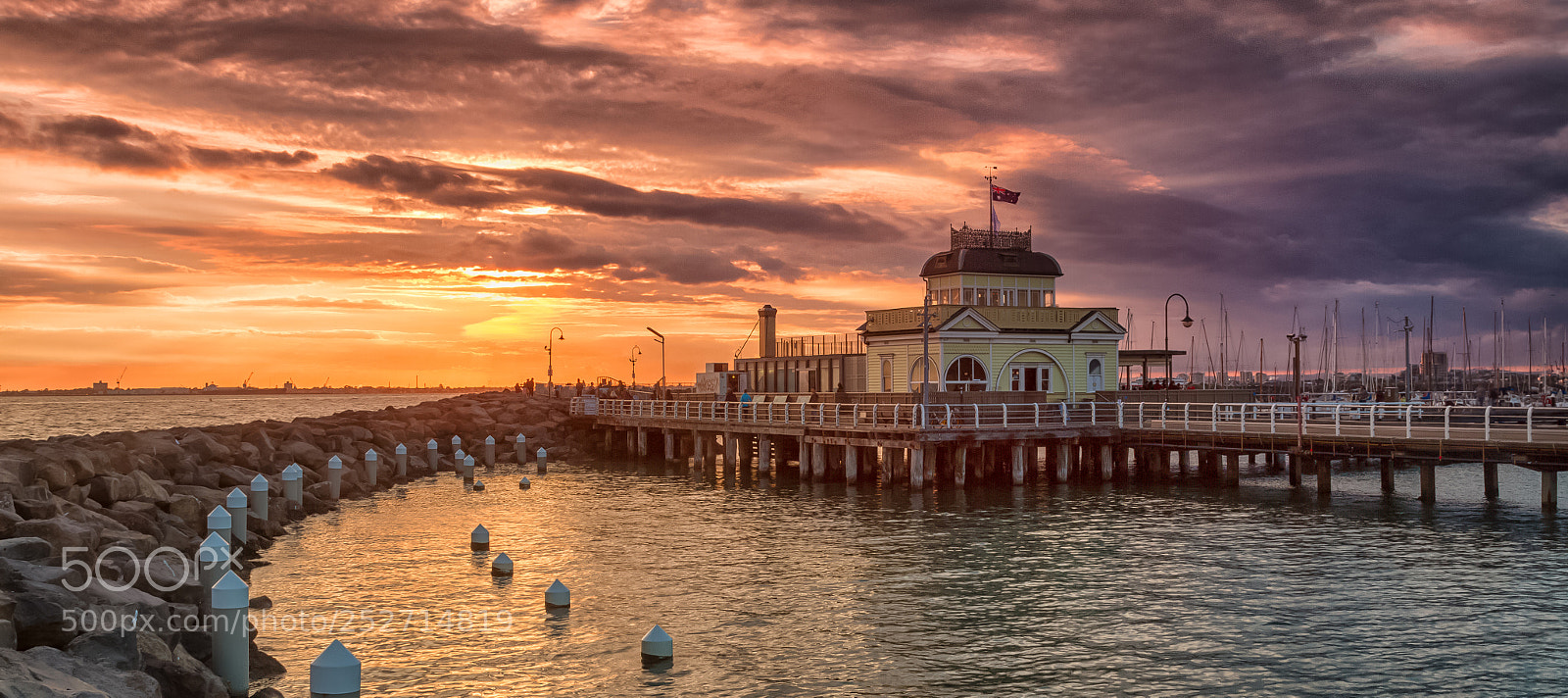 Canon EOS 7D sample photo. St kilda pier photography