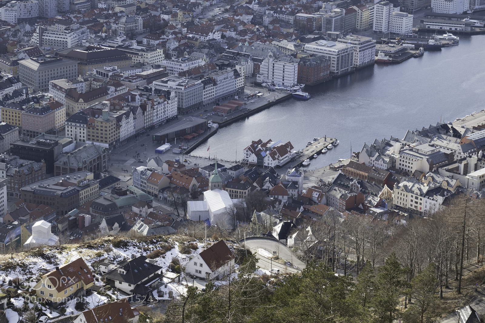 Panasonic Lumix DMC-ZS100 (Lumix DMC-TZ100) sample photo. Bergen photography
