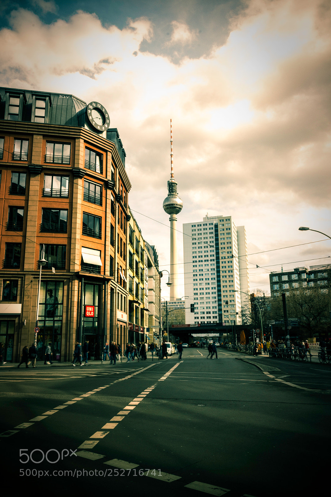 Canon EOS 700D (EOS Rebel T5i / EOS Kiss X7i) sample photo. An der spandauer br photography
