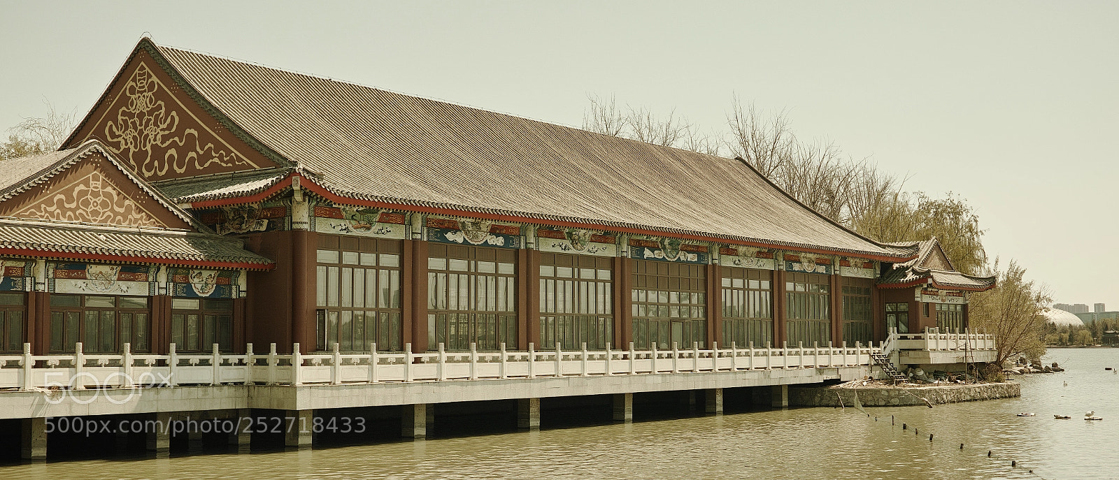 Sigma dp2 Quattro sample photo. Ancient architecture photography